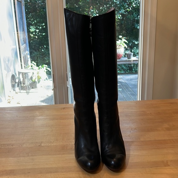 Knee high black boots excellent condition - Picture 1 of 9
